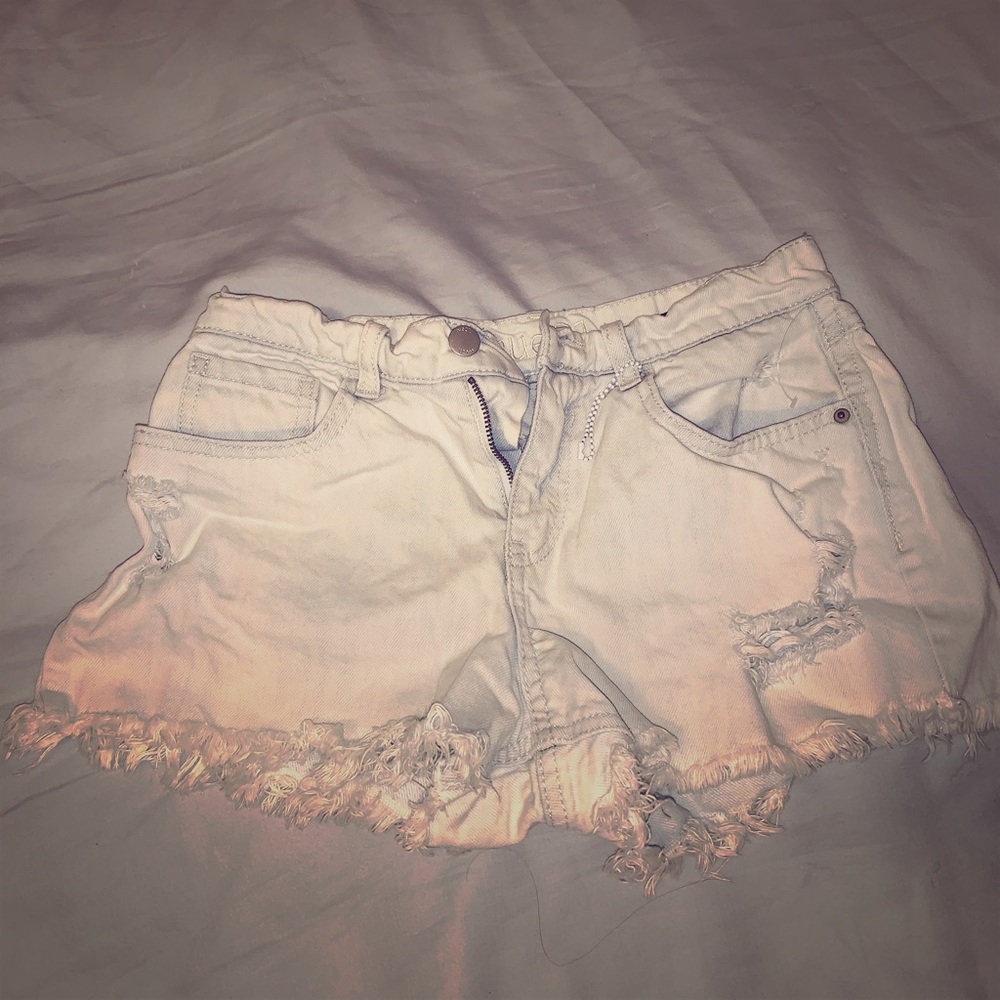 Rue 21 distressed shorts
